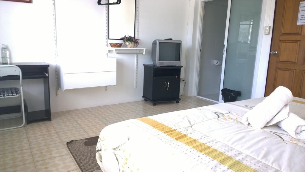 Corner Cafe Bed & Breakfast Hua Hin Luaran gambar