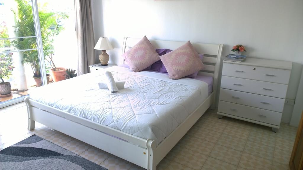 Corner Cafe Bed & Breakfast Hua Hin Luaran gambar