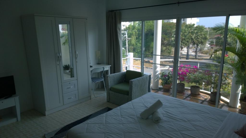 Corner Cafe Bed & Breakfast Hua Hin Luaran gambar