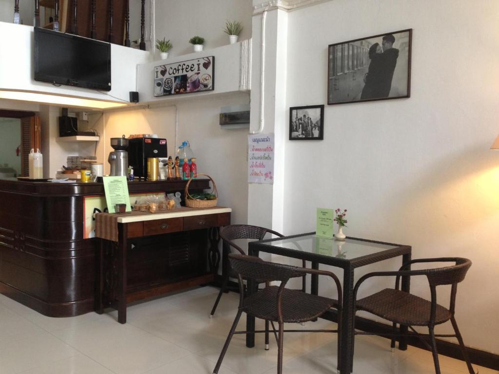 Corner Cafe Bed & Breakfast Hua Hin Luaran gambar