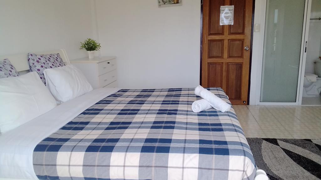 Corner Cafe Bed & Breakfast Hua Hin Luaran gambar