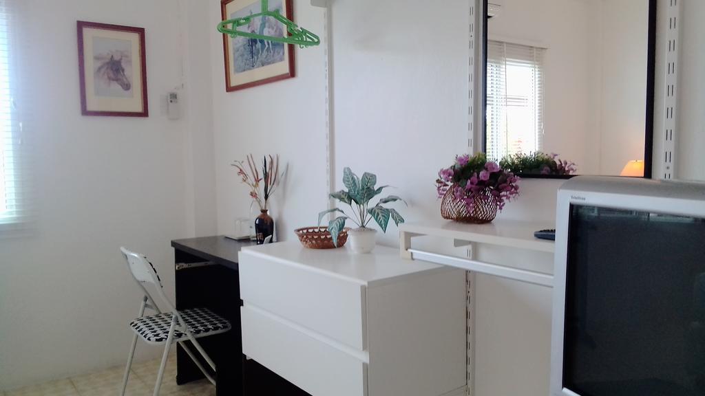 Corner Cafe Bed & Breakfast Hua Hin Luaran gambar