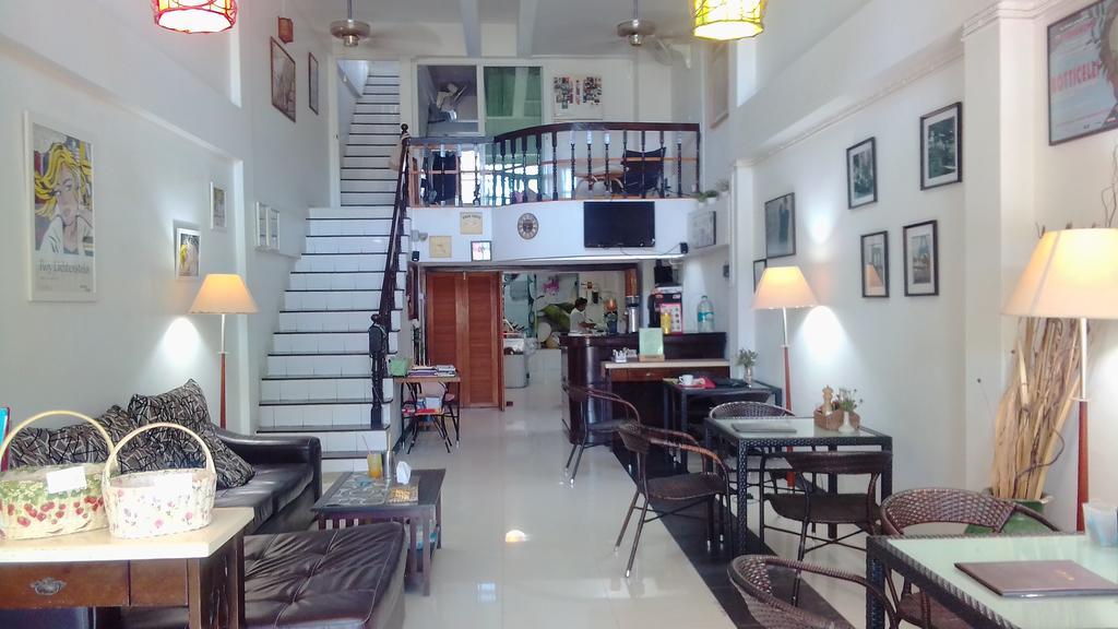 Corner Cafe Bed & Breakfast Hua Hin Luaran gambar