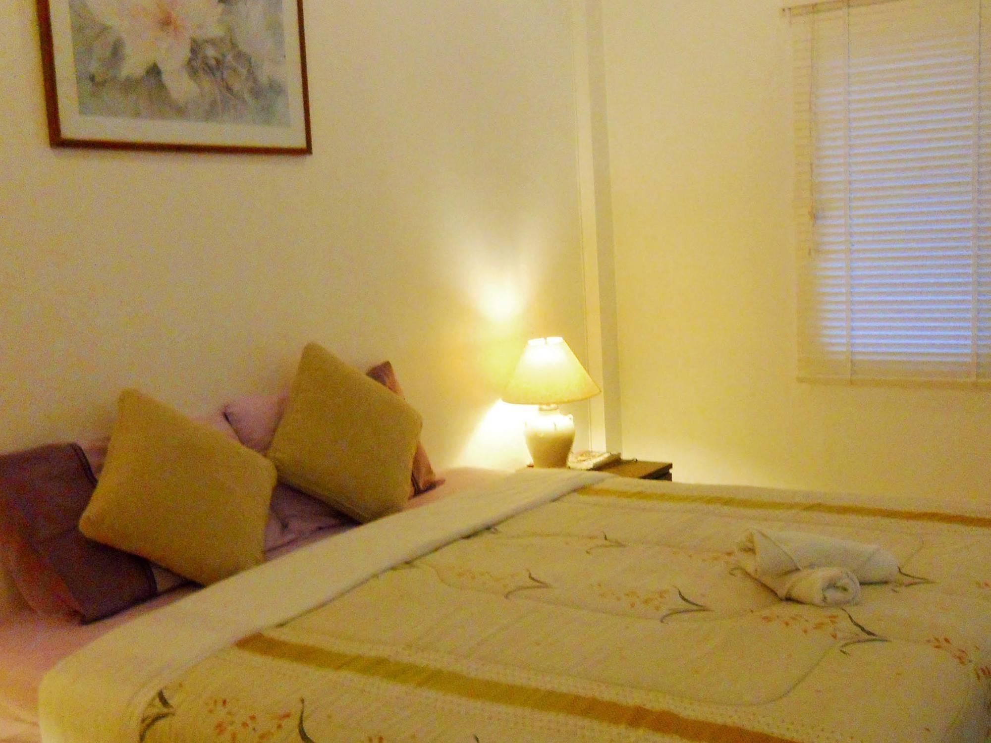 Corner Cafe Bed & Breakfast Hua Hin Luaran gambar